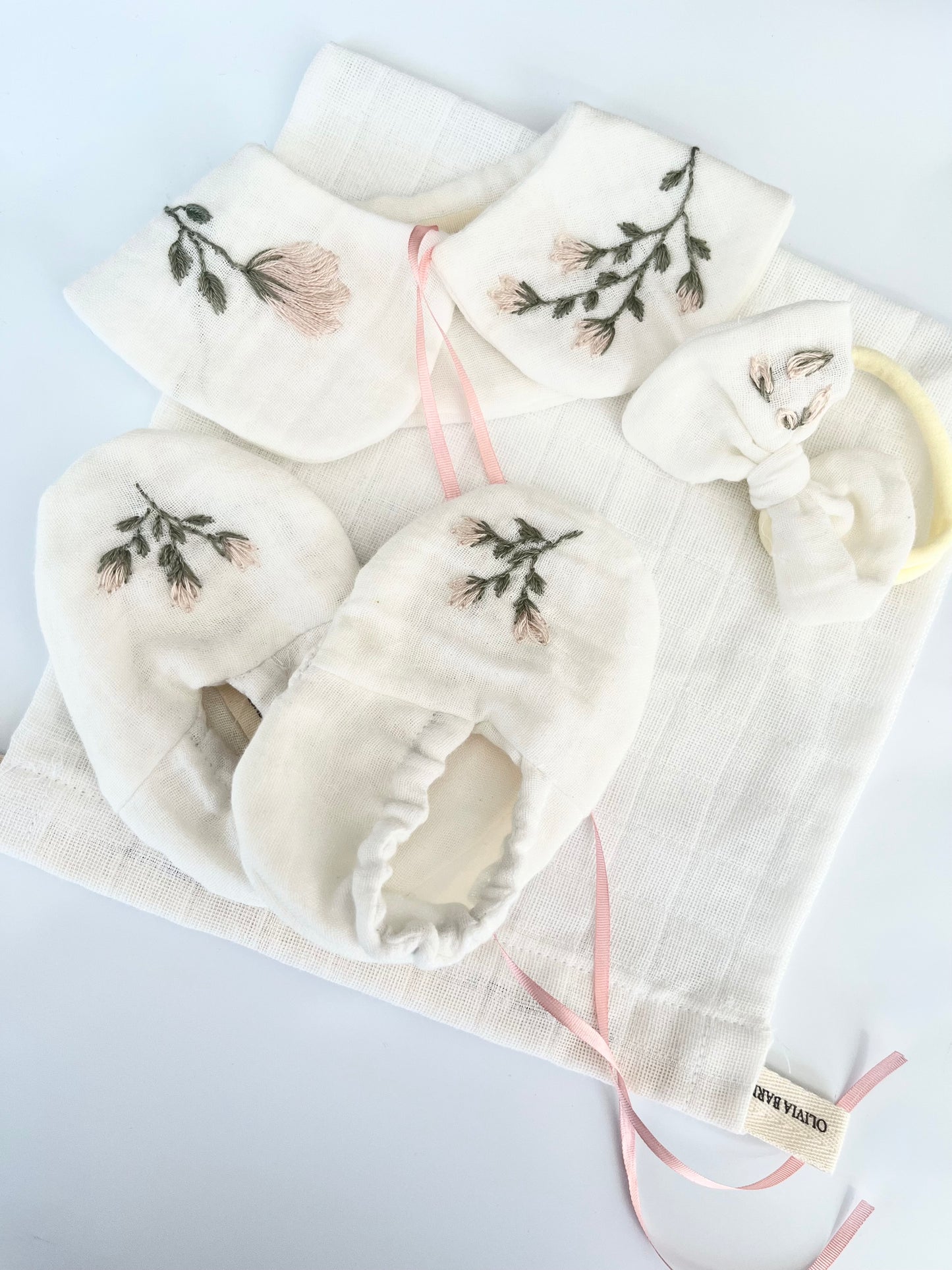 CAMELLIA BABY BLOOM YAKA & PATİK SETİ