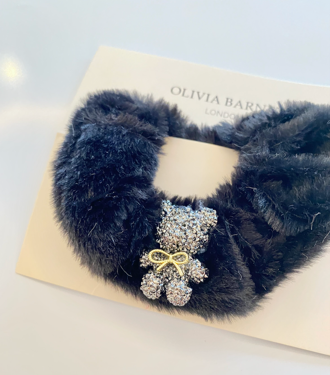 BLACK COSY SCRUNCHIE