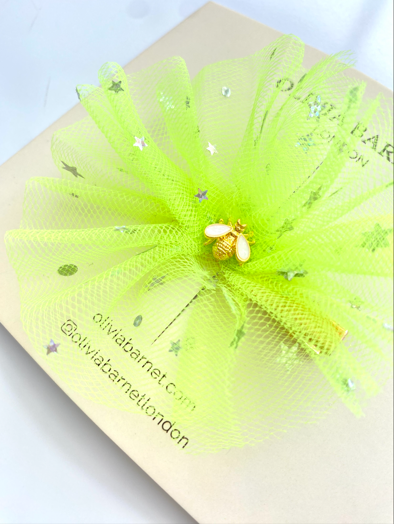 Luna Buzzie Hair Clip
