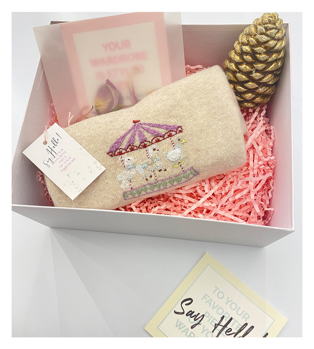 CAROUSEL SOFR TOUCH SWEATER