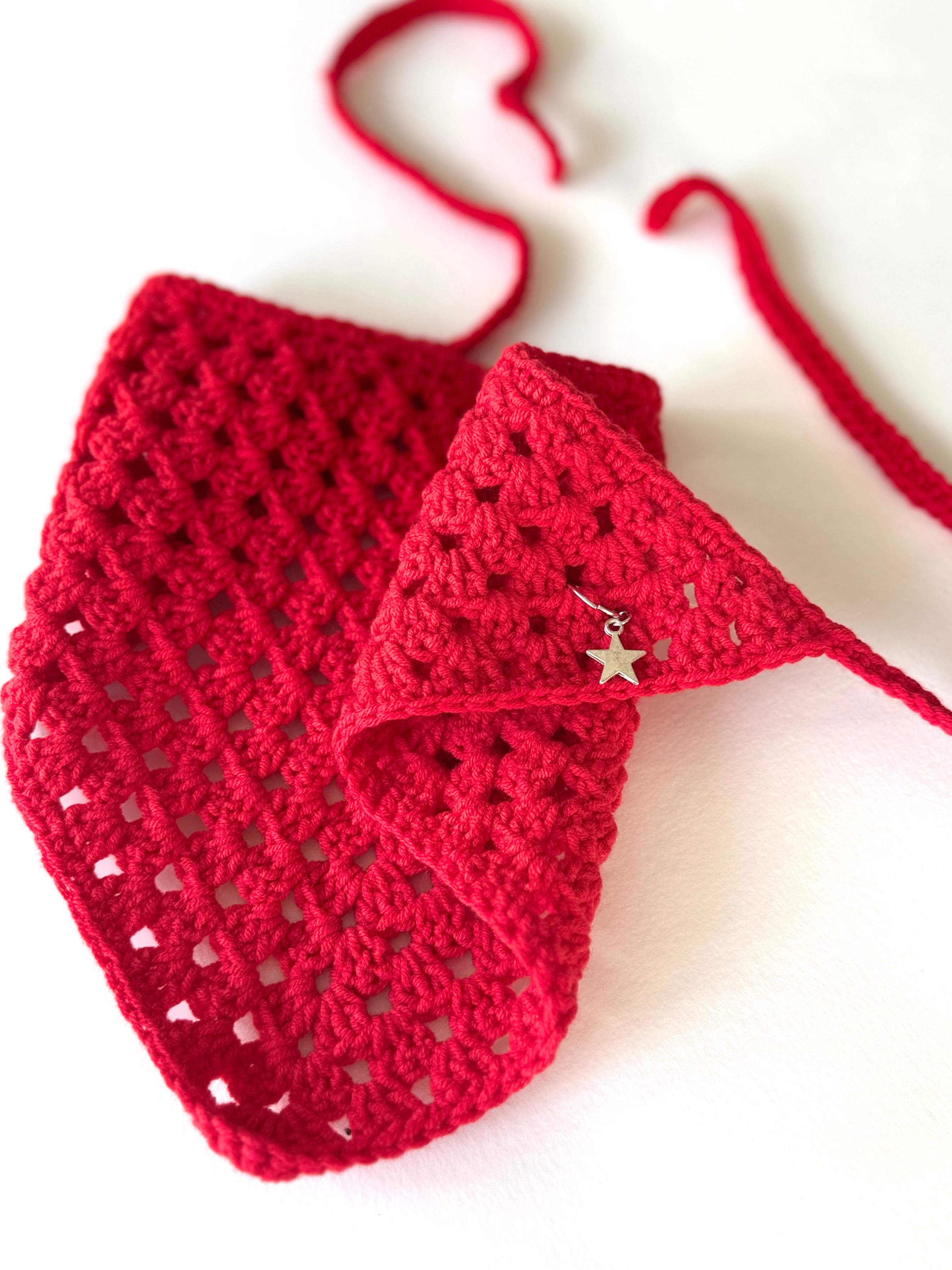 SCARLET CROSHET BANDANA