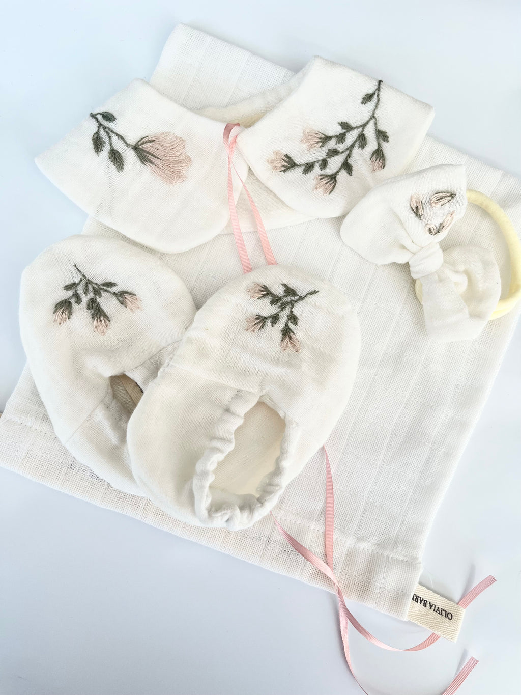 CAMELLIA BABY BLOOM YAKA & PATİK SETİ