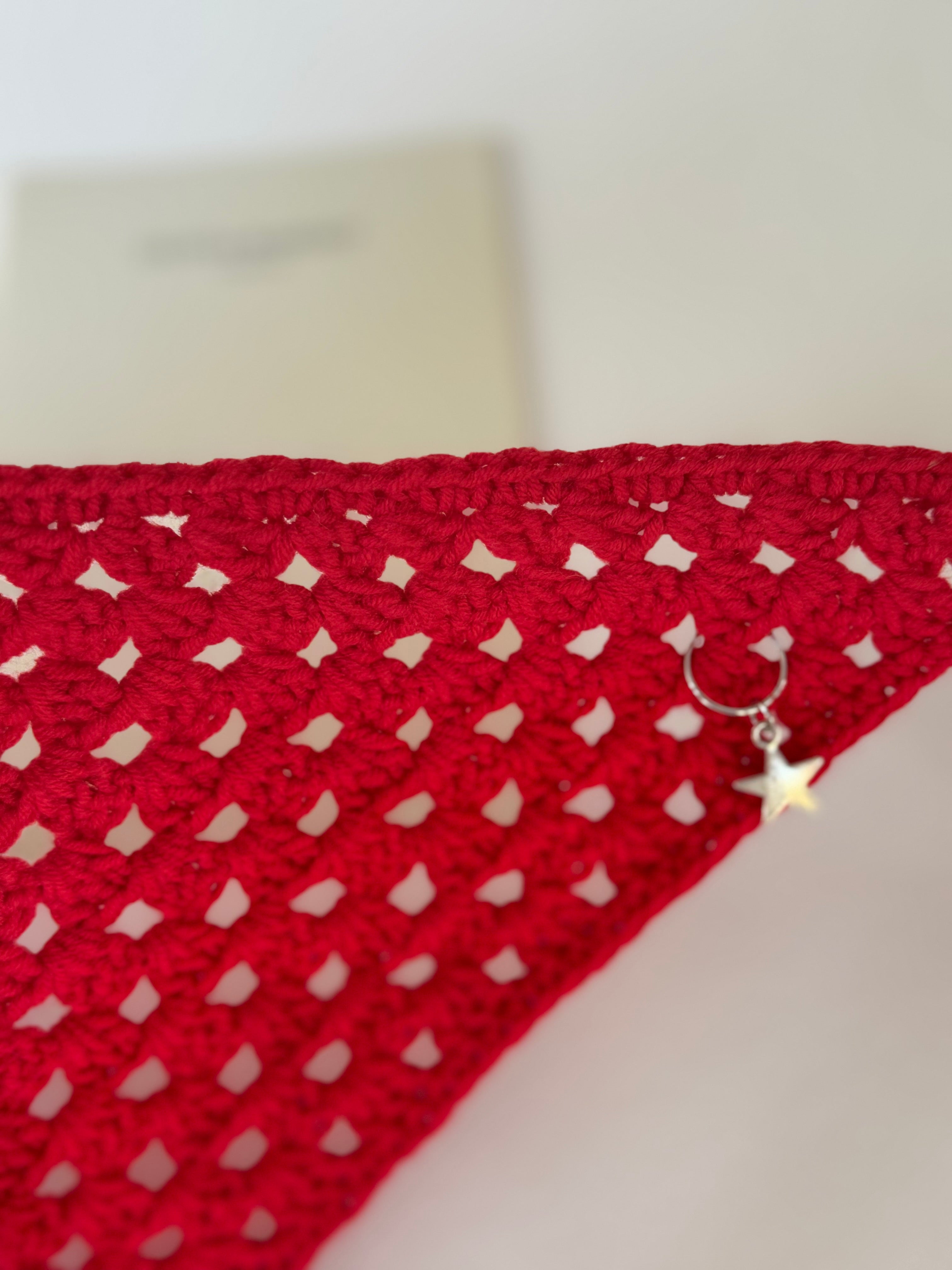 SCARLET CROSHET BANDANA