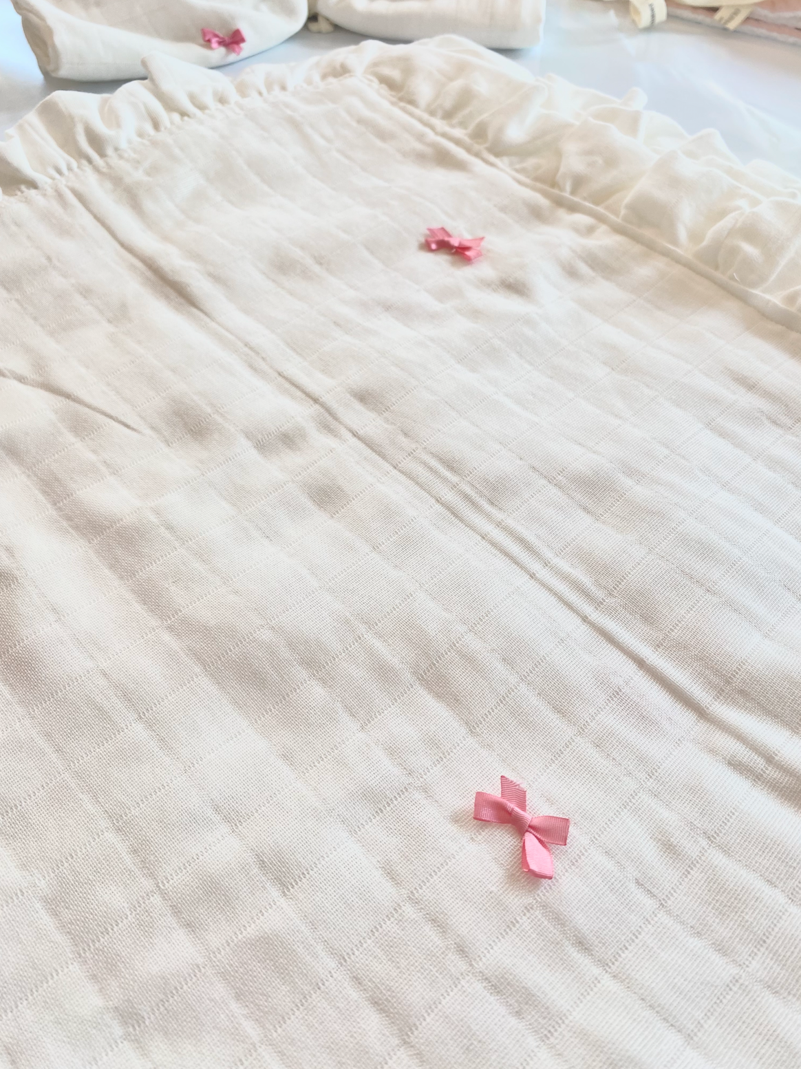 Pink Bow Müslin Blanket
