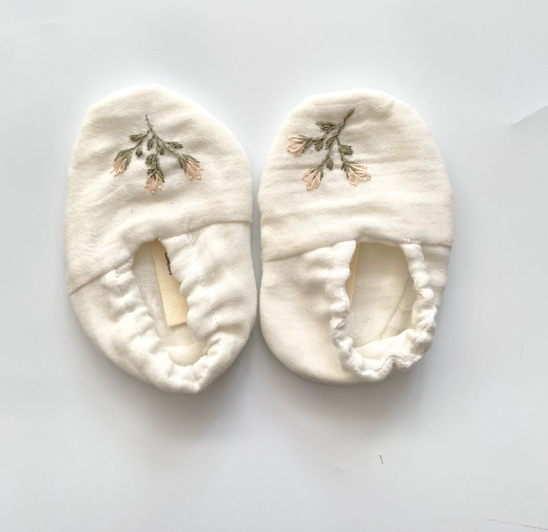 Camellia Baby Bloom Gift Set