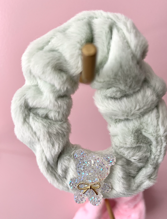 MINT COSY SCRUNCHIE