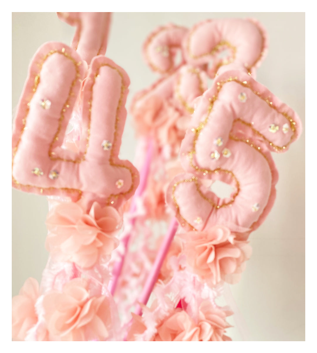 Jiggle Birthday Sticks