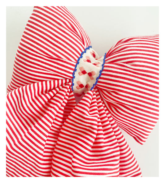 Puff Bow (Red & White Striped)